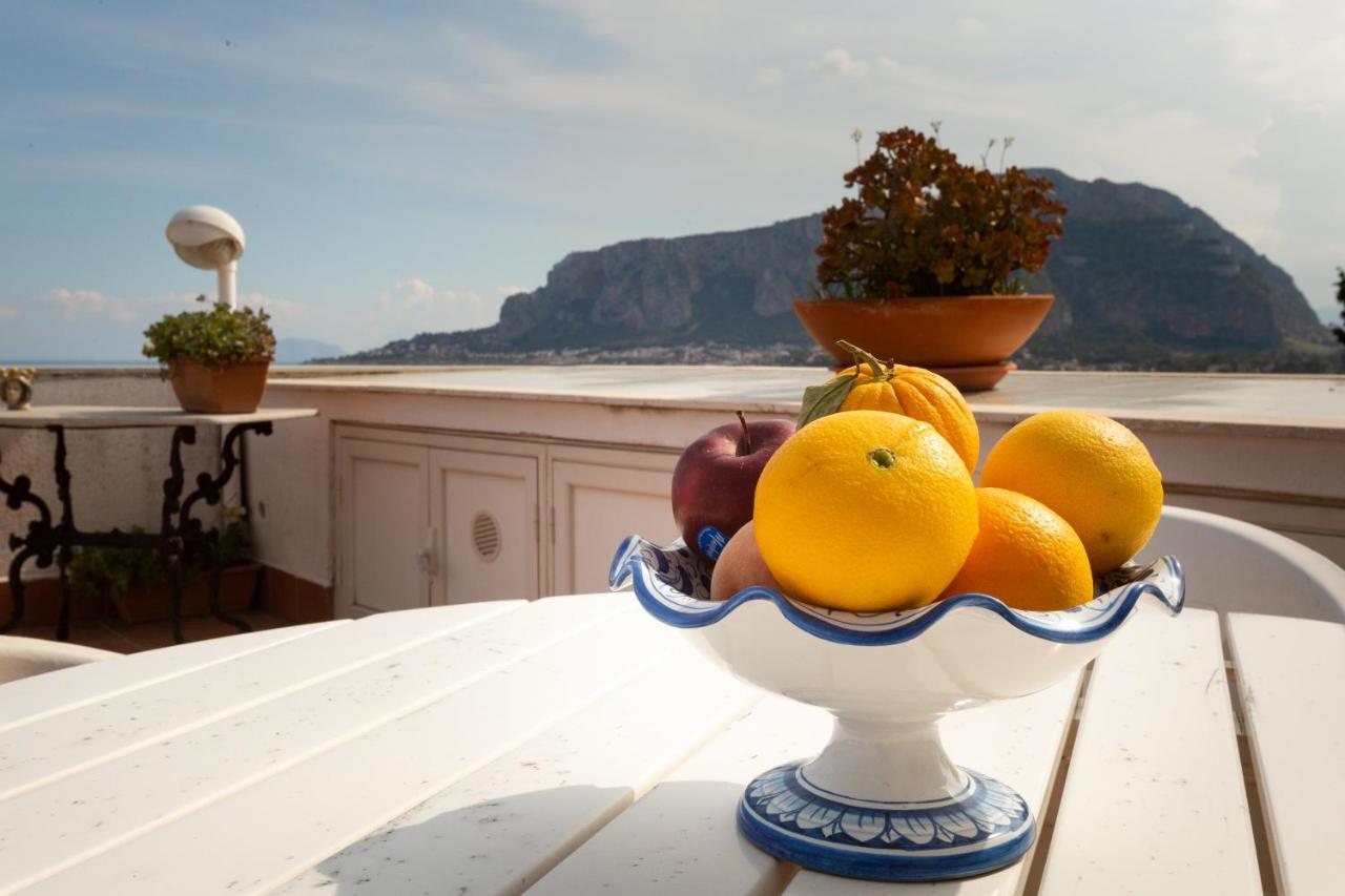Mondello Wonderful Seaview Apartment X6 Exterior photo