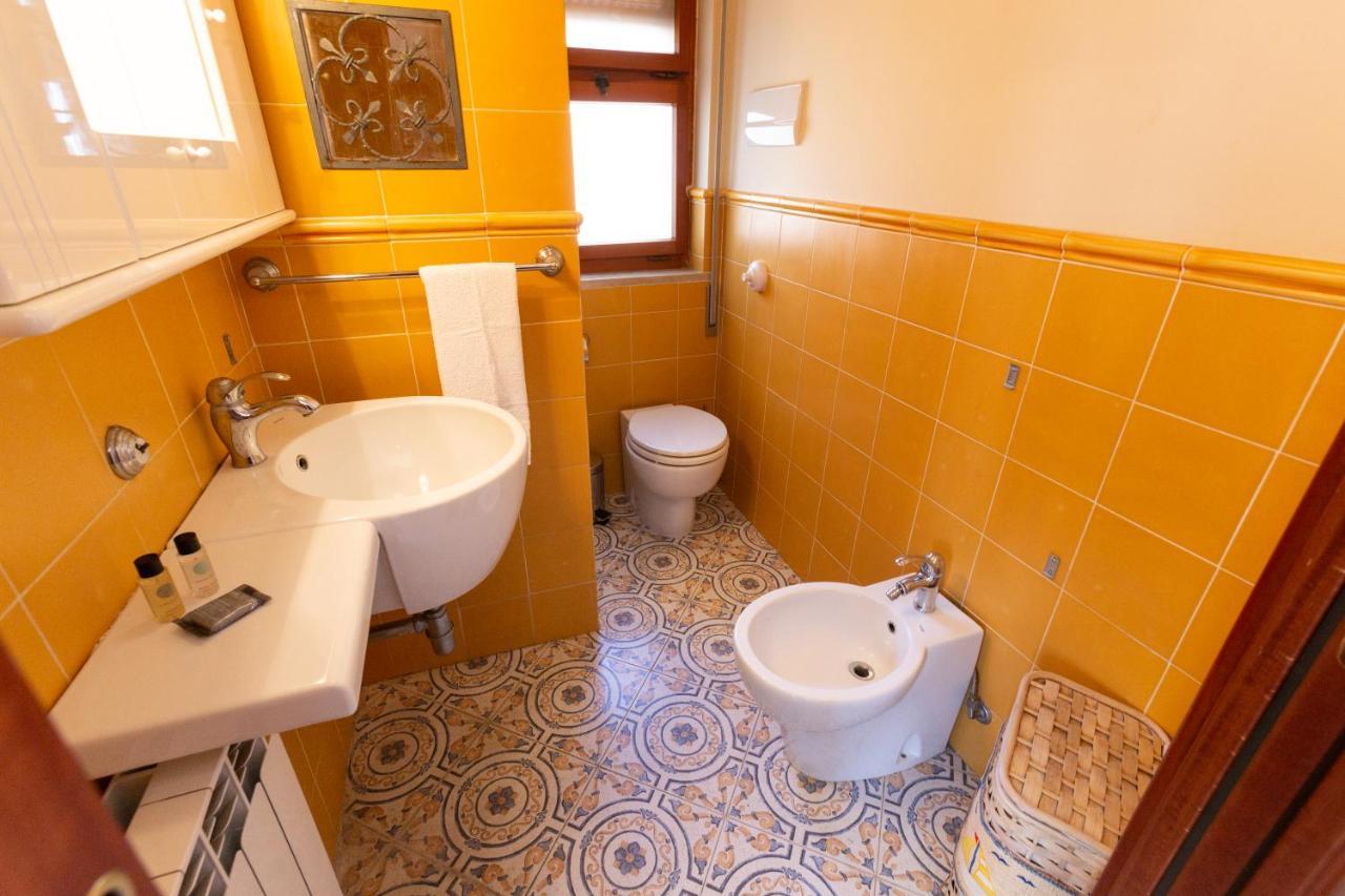 Mondello Wonderful Seaview Apartment X6 Exterior photo
