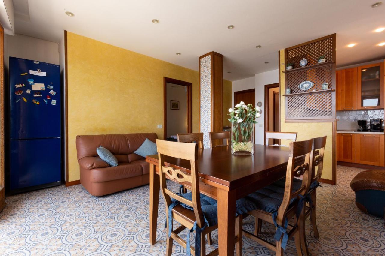 Mondello Wonderful Seaview Apartment X6 Exterior photo