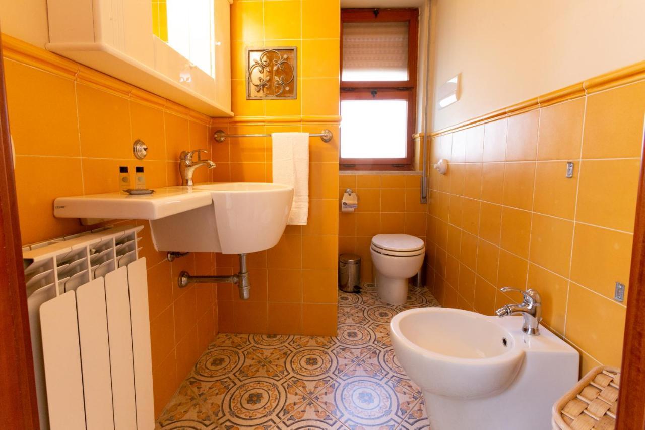Mondello Wonderful Seaview Apartment X6 Exterior photo
